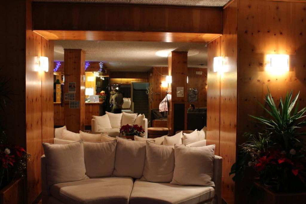 Hotel Nazionale بورمْيو المظهر الخارجي الصورة
