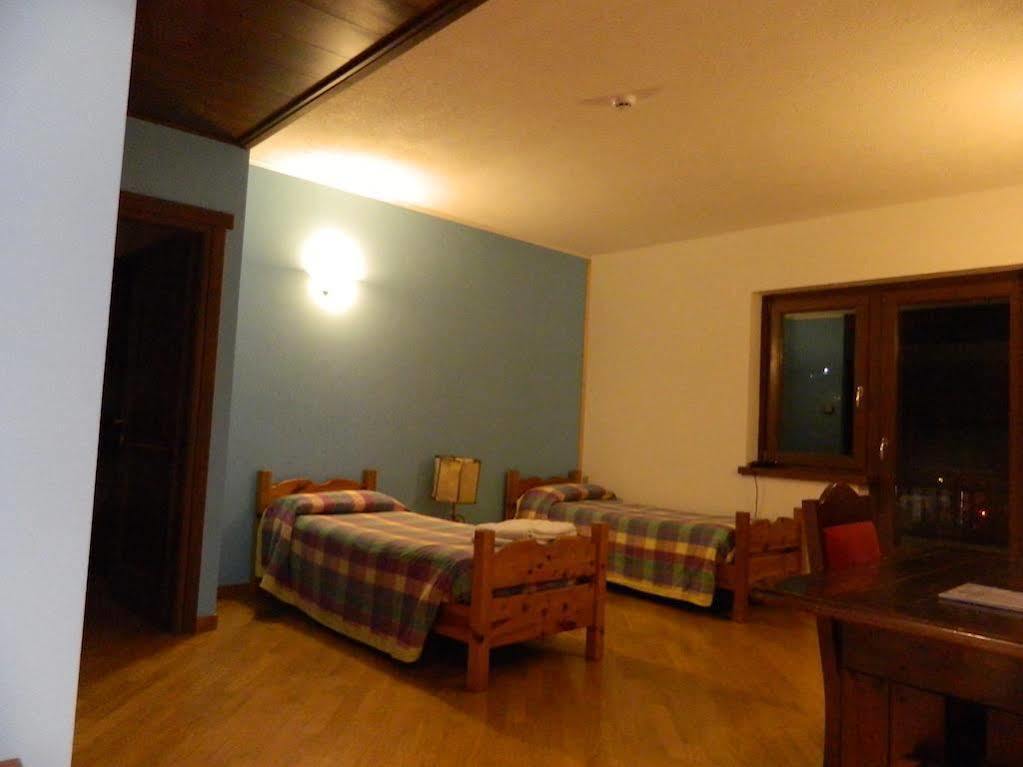 Hotel Nazionale بورمْيو المظهر الخارجي الصورة